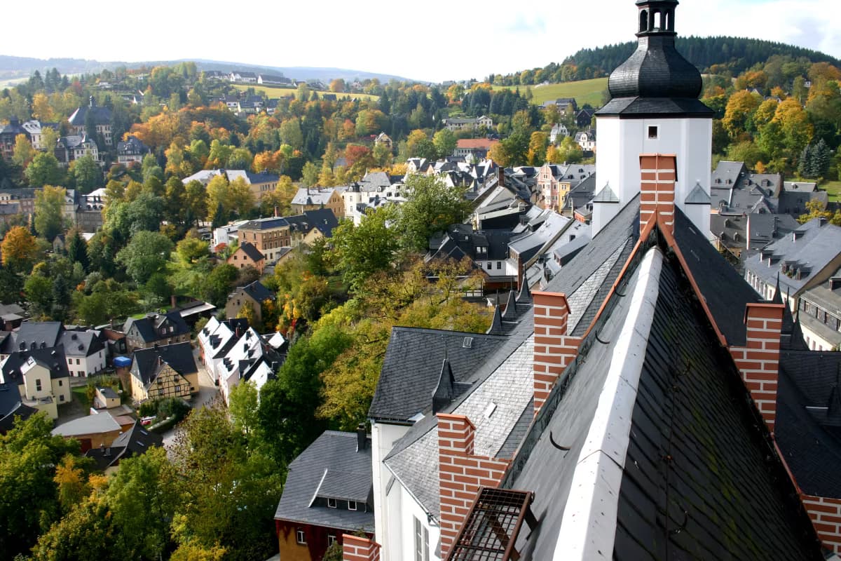Historischer Blick über eine Erzgebirgsstadt