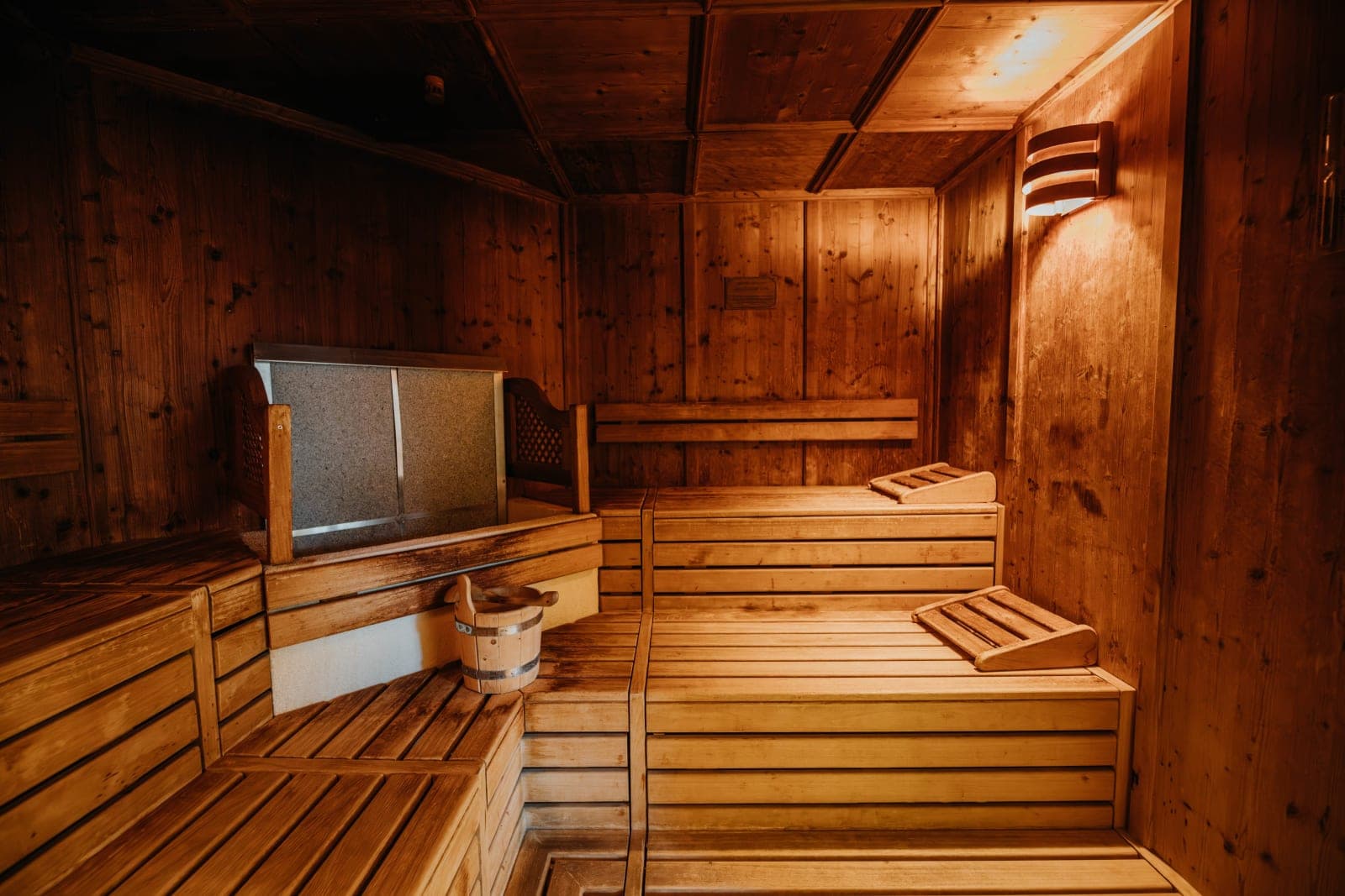 Wellness & Sauna: Entspannung nach dem Wandertag